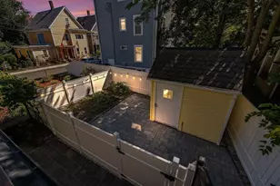 29 Hanson St, Somerville, MA 02143 - Photo 19