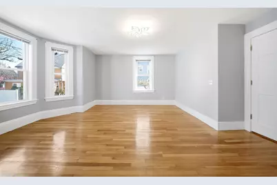 29 Hanson St, Somerville, MA 02143 - Photo 11