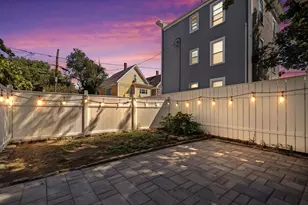 29 Hanson St, Somerville, MA 02143 - Photo 17