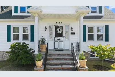 2422 Acushnet Ave, New Bedford, MA 02745 - Photo 3