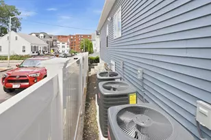 489 Spring, Fall River, MA 02721 - Photo 17