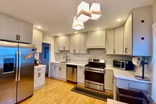 7 Vincent Ave, Belmont, MA 02478 - Photo 9