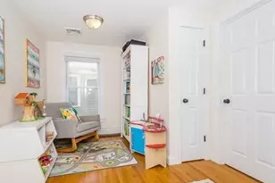 62 Bowdoin Ave, Waltham, MA 02451 - Photo 13