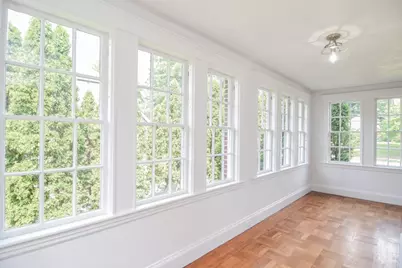 19 Stoneleigh Rd, Watertown, MA 02472 - Photo 13