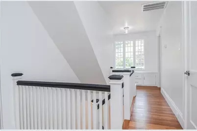 19 Stoneleigh Rd, Watertown, MA 02472 - Photo 25