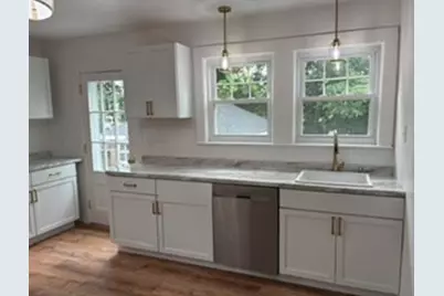 19 Stoneleigh Rd, Watertown, MA 02472 - Photo 13