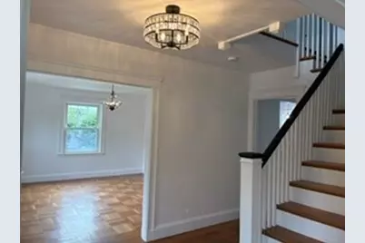 19 Stoneleigh Rd, Watertown, MA 02472 - Photo 17