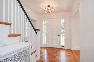 19 Stoneleigh Rd, Watertown, MA 02472 - Photo 9