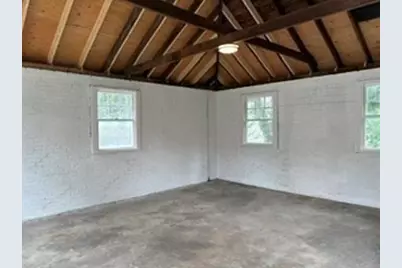 19 Stoneleigh Rd, Watertown, MA 02472 - Photo 5