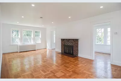 19 Stoneleigh Rd, Watertown, MA 02472 - Photo 11