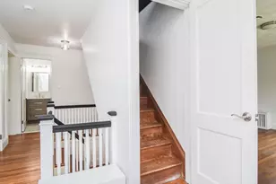 19 Stoneleigh Rd, Watertown, MA 02472 - Photo 27
