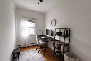 907 E 4th St, Boston, MA 02127 - Photo 15