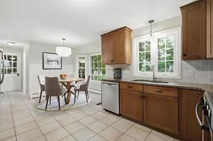 27 Eastwood Dr, Wilbraham, MA 01095 - Photo 15