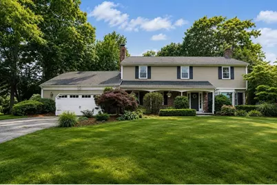 27 Eastwood Dr, Wilbraham, MA 01095 - Photo 1