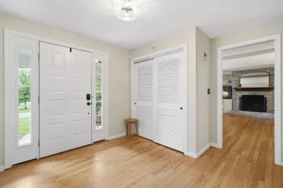27 Eastwood Dr, Wilbraham, MA 01095 - Photo 5