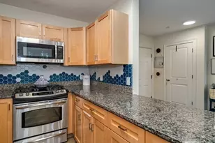 4040 Washington St, Boston, MA 02131 - Photo 3