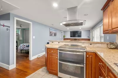 29 Silver Birch Ave, Plymouth, MA 02360 - Photo 9