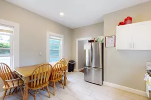 34 Sargent Ave, Somerville, MA 02145 - Photo 5
