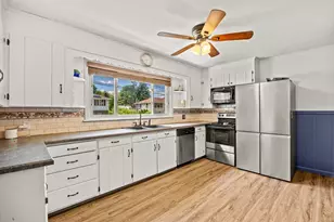 31 Harlan St, Ludlow, MA 01056 - Photo 17