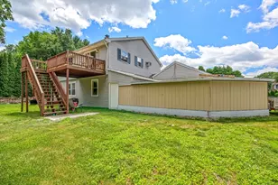 31 Harlan St, Ludlow, MA 01056 - Photo 9