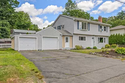 31 Harlan St, Ludlow, MA 01056 - Photo 3