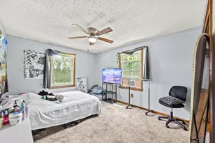 31 Harlan St, Ludlow, MA 01056 - Photo 33