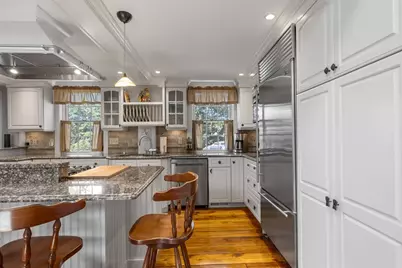 9 Dunes View Rd, Dennis, MA 02638 - Photo 9