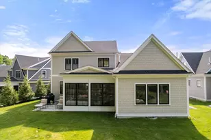 98 Horrigan Dr, Dedham, MA 02026 - Photo 3