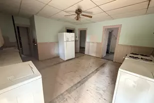 127 Cliff St, Southbridge, MA 01550 - Photo 9