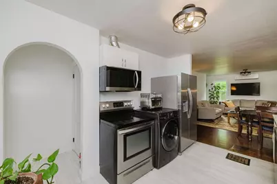 1500 Crandall Rd, Tiverton, RI 02878 - Photo 5