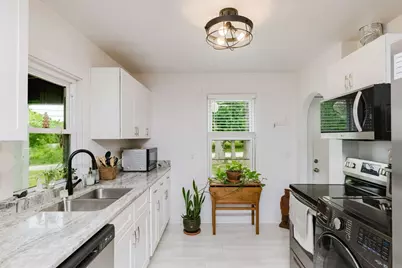 1500 Crandall Rd, Tiverton, RI 02878 - Photo 3