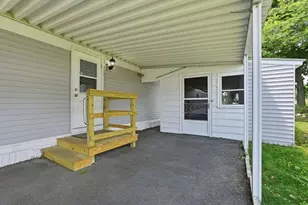 281 Chauncey Walker St, Belchertown, MA 01007 - Photo 21