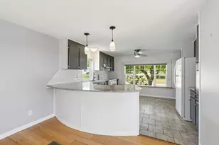 281 Chauncey Walker St, Belchertown, MA 01007 - Photo 9
