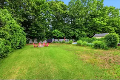 23 Phelps St, Easthampton, MA 01027 - Photo 37