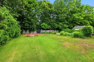 23 Phelps St, Easthampton, MA 01027 - Photo 37
