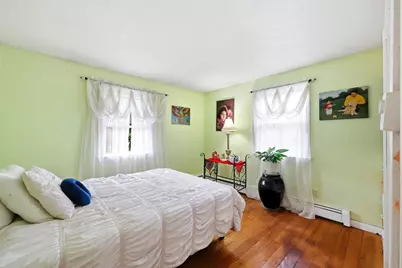 23 Phelps St, Easthampton, MA 01027 - Photo 19