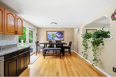 23 Phelps St, Easthampton, MA 01027 - Photo 11