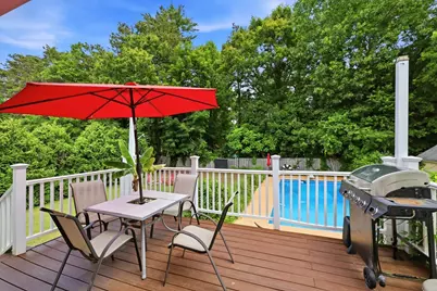 23 Phelps St, Easthampton, MA 01027 - Photo 35