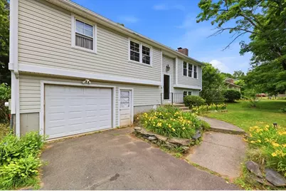 23 Phelps St, Easthampton, MA 01027 - Photo 5