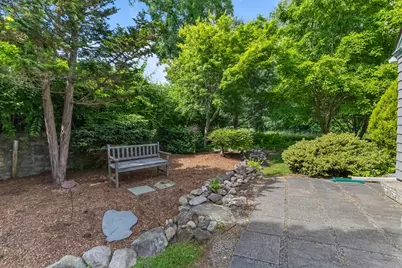 33 Spruce St, Shrewsbury, MA 01545 - Photo 23