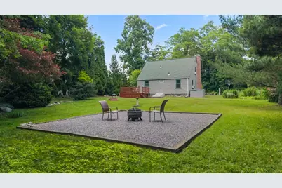 33 Spruce St, Shrewsbury, MA 01545 - Photo 27