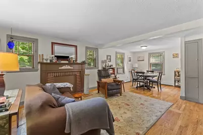 33 Spruce St, Shrewsbury, MA 01545 - Photo 3
