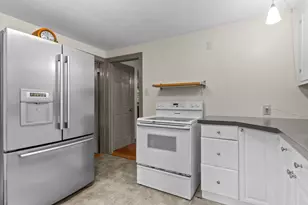 33 Spruce St, Shrewsbury, MA 01545 - Photo 11