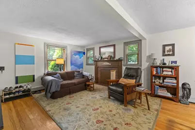 33 Spruce St, Shrewsbury, MA 01545 - Photo 5