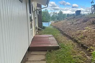 212 Rose Anna Ct, Westfield, MA 01085 - Photo 11