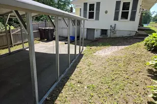 212 Rose Anna Ct, Westfield, MA 01085 - Photo 3