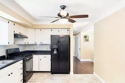44 Middlesex Rd, Tyngsborough, MA 01879 - Photo 11