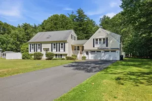 16 Fairview Farm Rd, Haverhill, MA 01832 - Photo 1