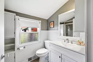 37 Valentine St, Agawam, MA 01001 - Photo 17