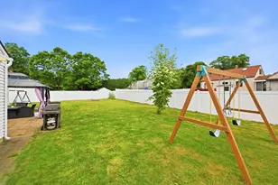 37 Valentine St, Agawam, MA 01001 - Photo 35